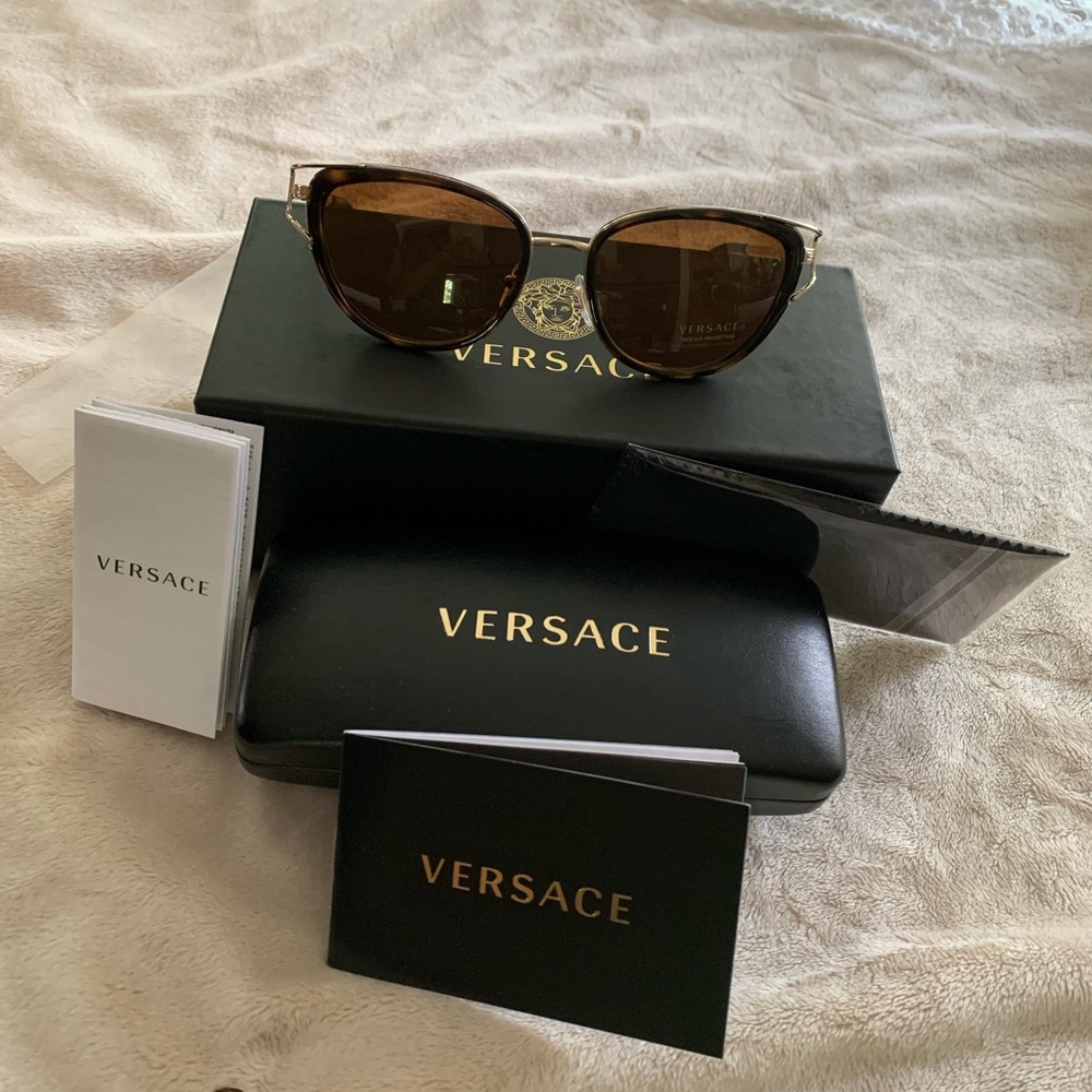Women Versace sunglasses
